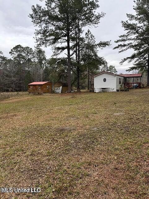 2nd image of 134 Short Leaf Ln