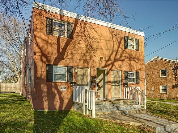 4th image of 2908-10 E Clay St