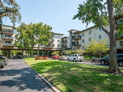 815 N Humboldt St APT 318, San Mateo, CA, 94401
