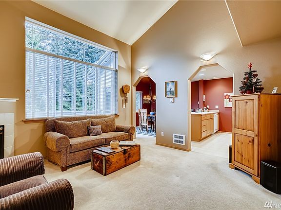 3rd image of 16506 Spruce Way APT F