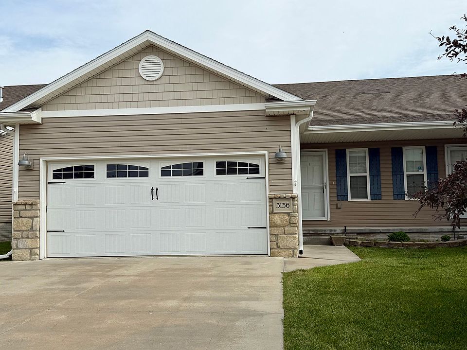 1st image of 3136 King Ridge Blvd