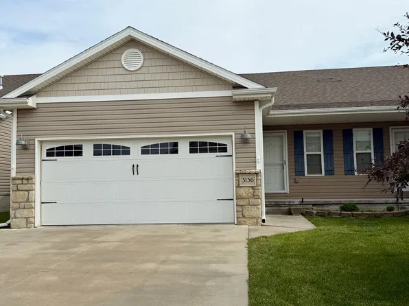 3136 King Ridge Blvd, Lincoln, NE 68504