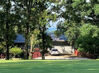 3 El Dorado Dr, Eureka Springs, AR 72631