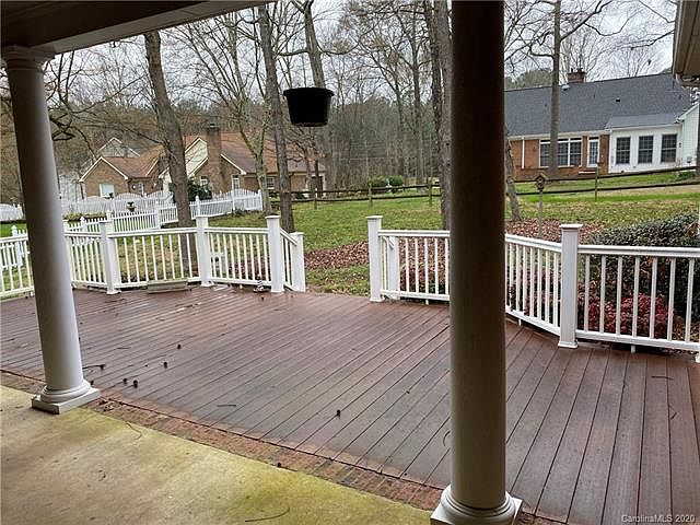 2nd image of 3617 Lake Park Rd