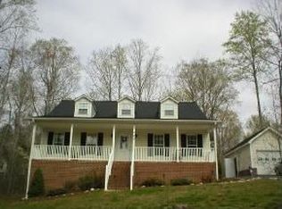 660 Dynasty Dr, Asheboro, NC 27205