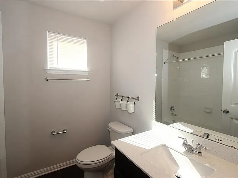 1205 Fairhaven Gtwy — Photo 4