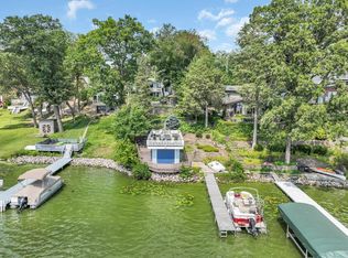 W989 Miramar Dr, East Troy, WI 53120