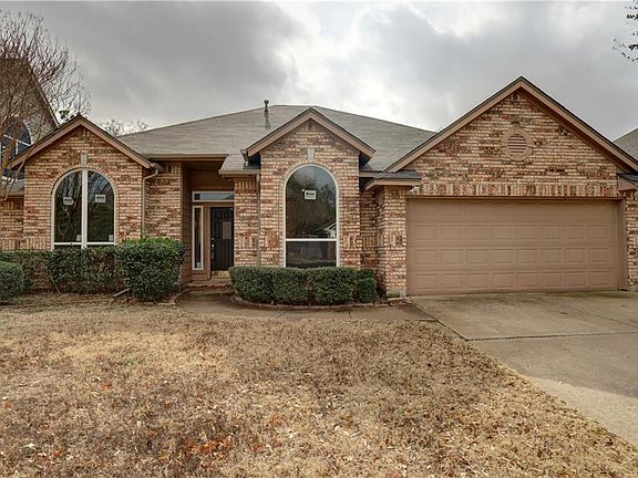 2nd image of 6115 Pinwood Cir