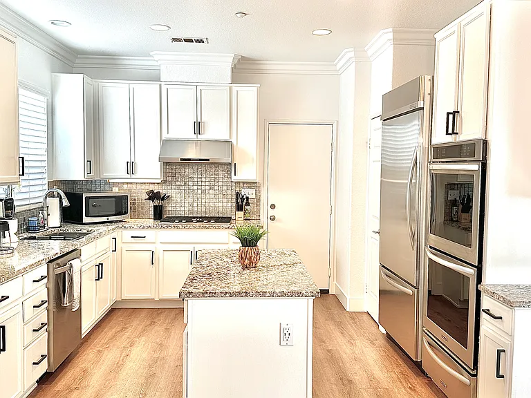 6861 Earp Way — Photo 11
