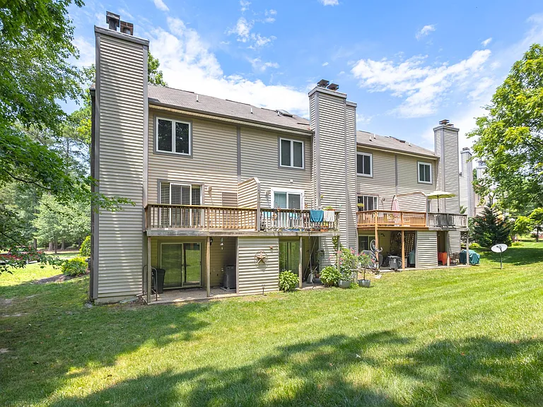 12021 Shore View Dr — Photo 43
