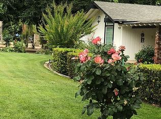 9858 E Belmont Ave, Sanger, CA 93657