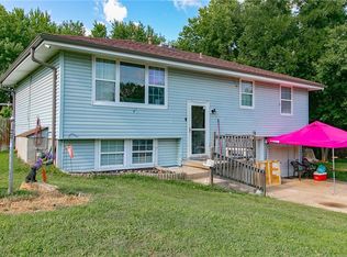 104 E 14th St, Holden, MO 64040