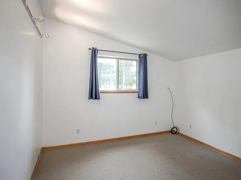 5411 N 225 W — Photo 34