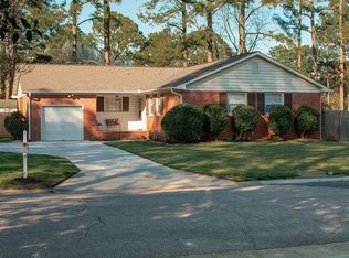 625 Berkley Pl, Virginia Beach, VA 23452