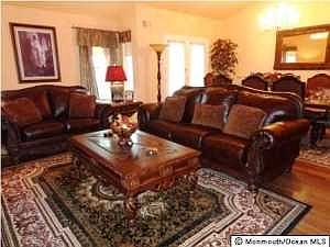 2nd image of 1145A Thornbury Ln