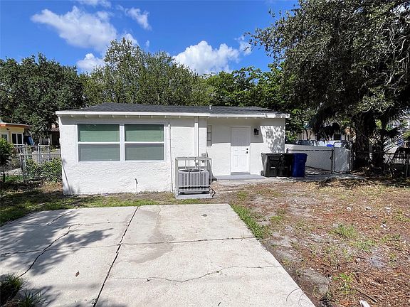 5th image of 532 NW 15th Avenue
