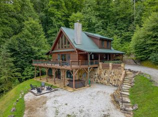 966 Gibson Rd, Franklin, NC 28734