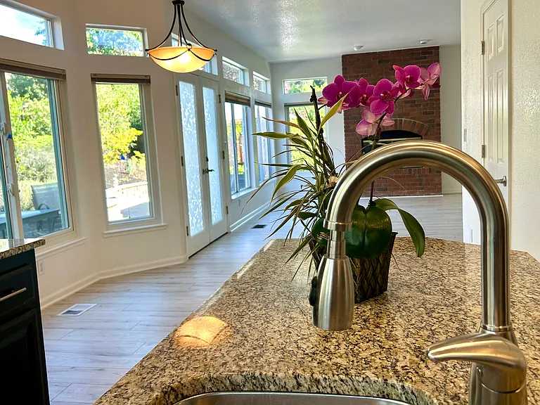 400 Jonathan Ridge Dr — Photo 42