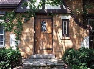 6008 Greenleaf Blvd, Racine, WI 53406