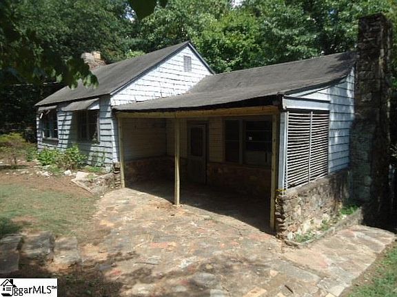 2nd image of 2 Sunnyside Ln