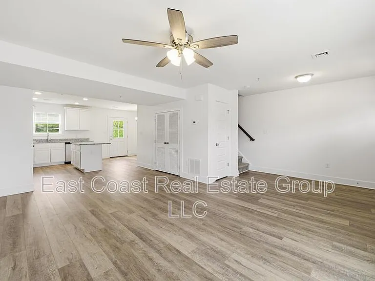8780 Hillside Way — Photo 14