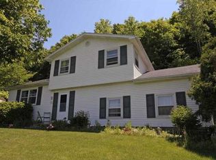 2384 Cornwall Dr, Macedon, NY 14502