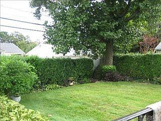4th image of 784 Horatio Ave