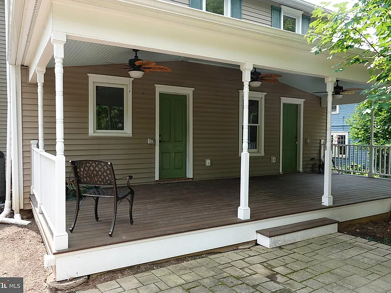 36 Hart Ave — Photo 67