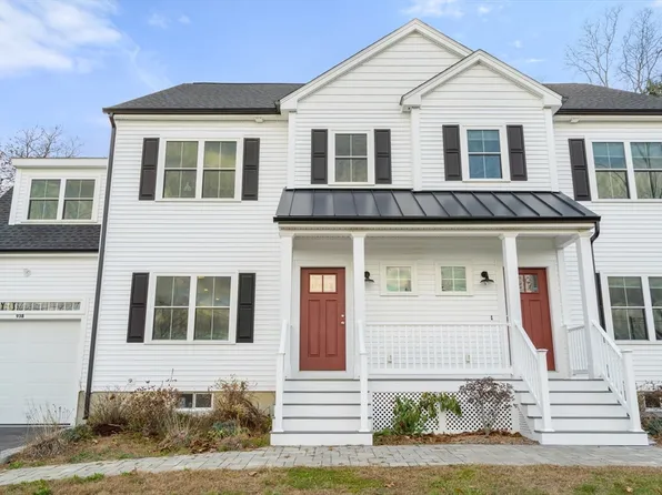 93 Providence St #B, Mendon, MA 01756