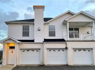 238 Adams Pointe Blvd UNIT 6, Mars, PA 16046