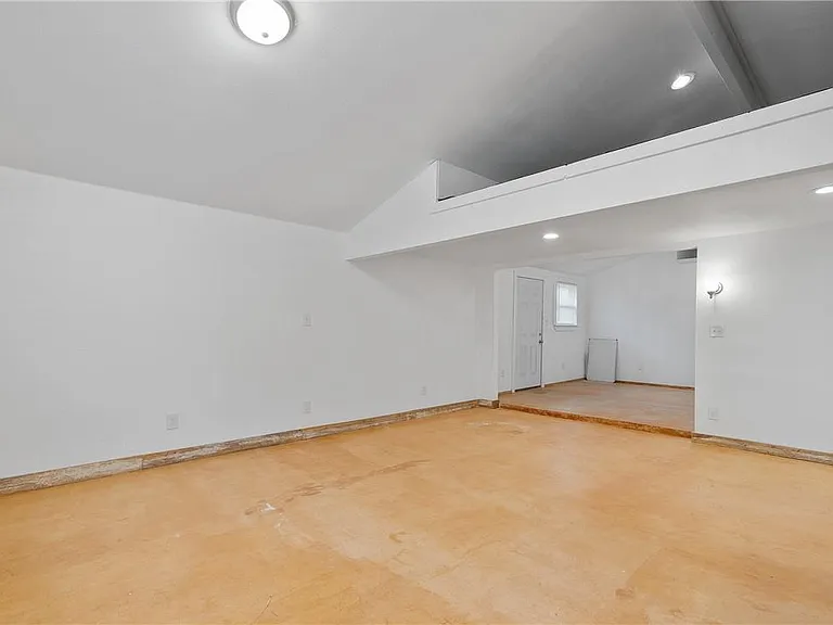 4414 Diane Dr #1B — Photo 4