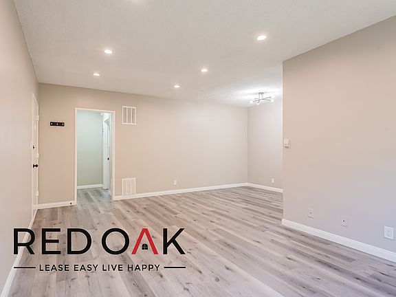 5th image of 929 1/2 N Genesee Ave #4