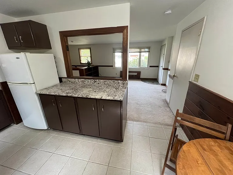12 Saran Ave #12 — Photo 5