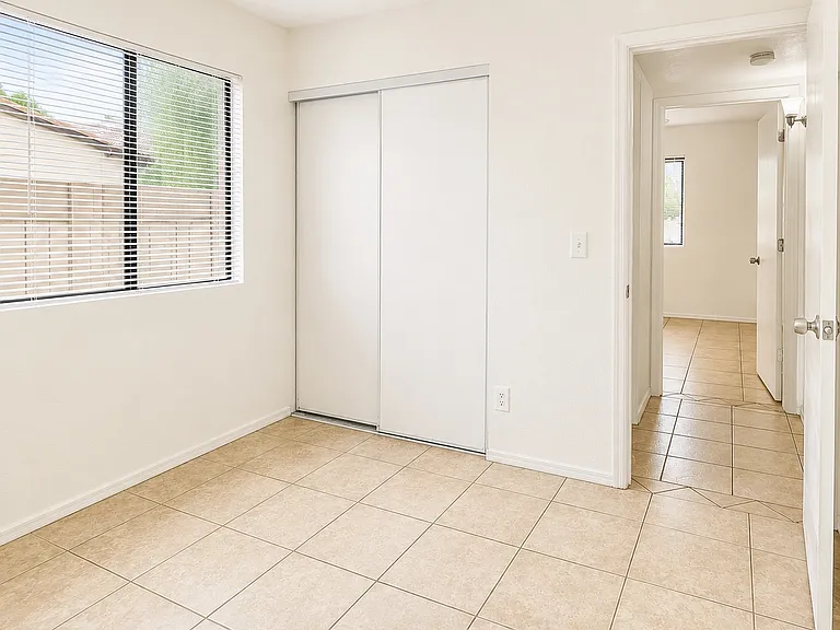 6228 E Greenway St #101 — Photo 13