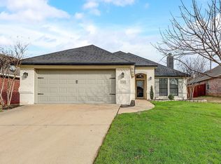 8341 Edgepoint Trl, Hurst, TX 76053