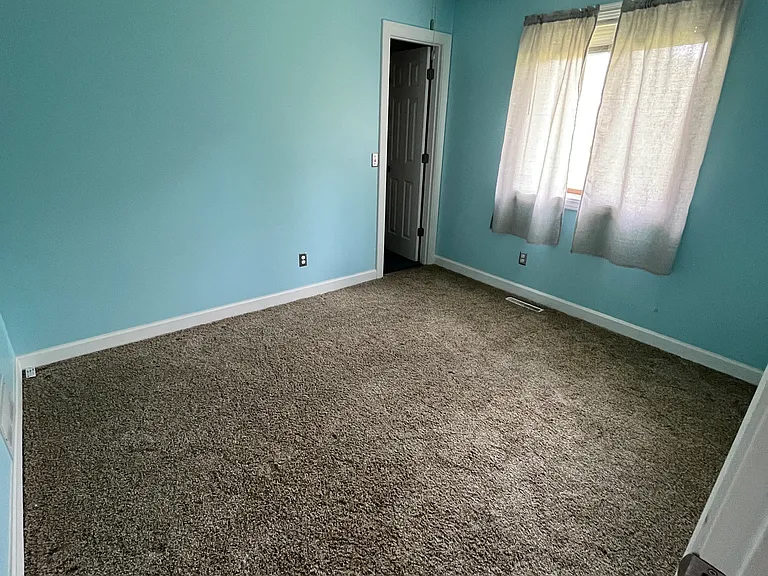 8621 Ryan Lake Dr NE — Photo 11