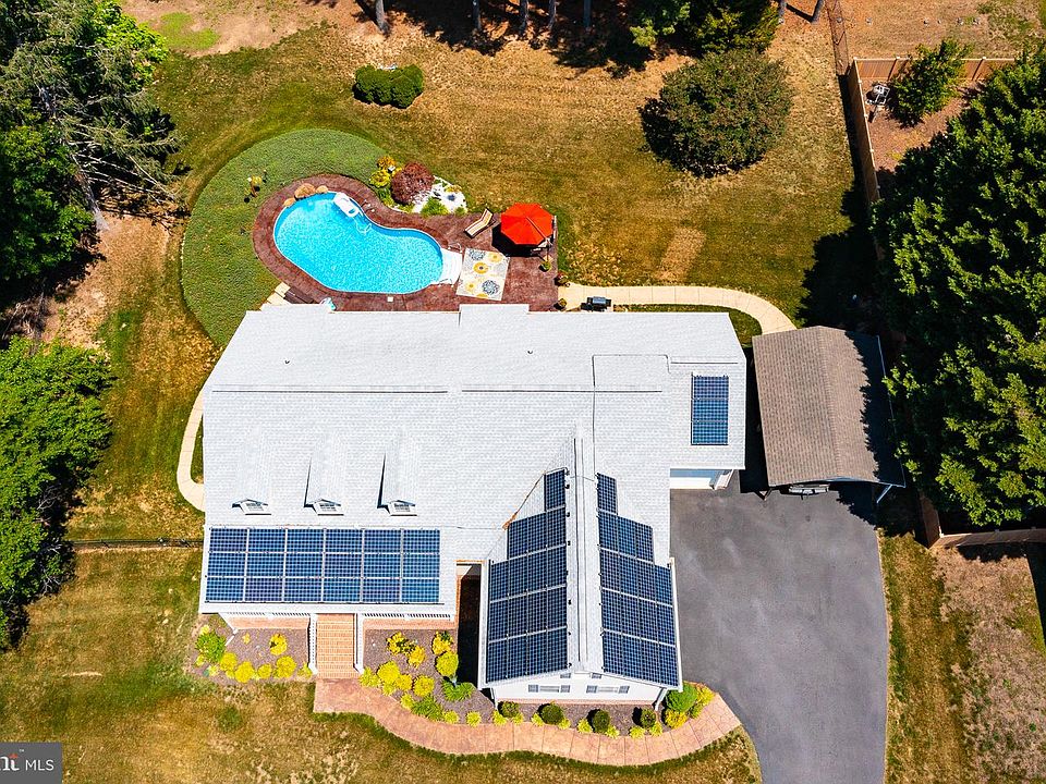 8757 Port Tobacco Rd, La Plata, MD 20646 | MLS #MDCH2056946