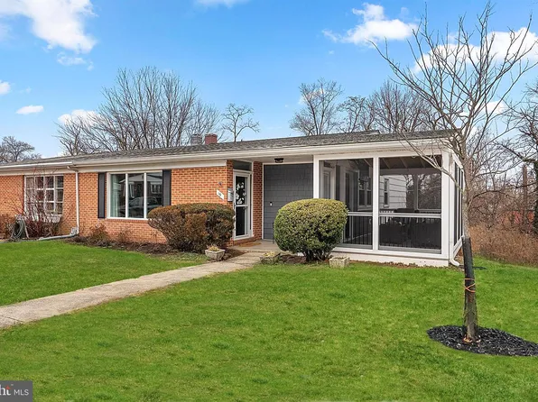 19 Arkla Ct, Catonsville, MD 21228