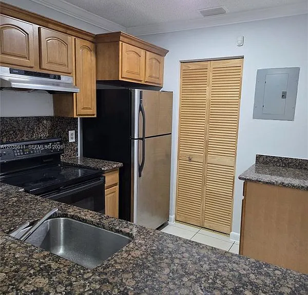 1170 NW 80th Ave #203 — Photo 9