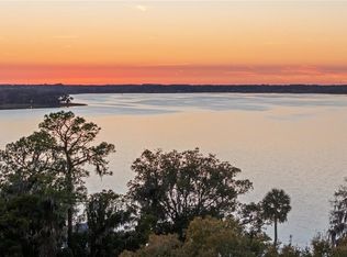6136 DORA DRIVE, MOUNT DORA, FL 32757
