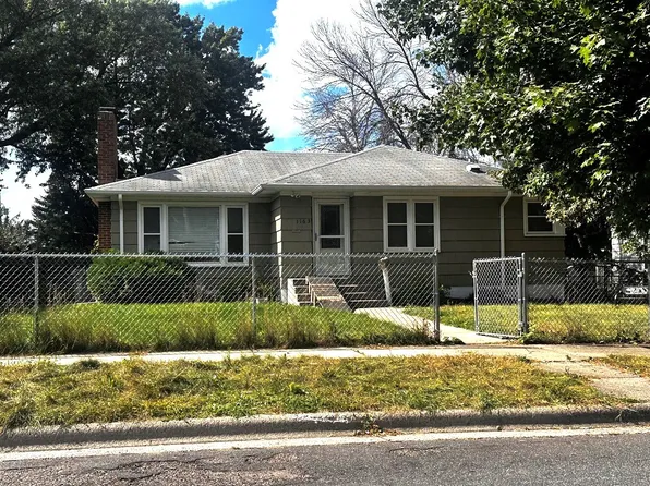 1163 Kruse St, West Saint Paul, MN 55118