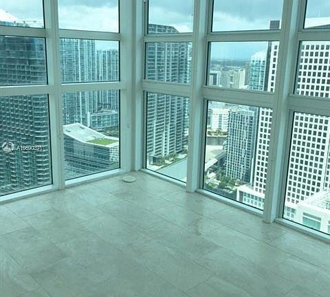 3rd image of 950 Brickell Bay Dr APT 4500