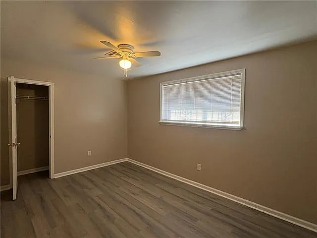 6025 Wales St — Photo 9