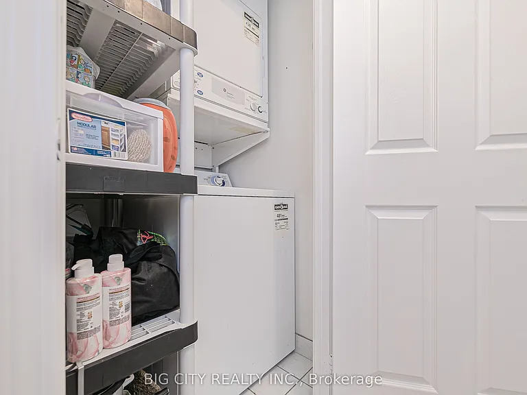 23 Oneida Cres #1206 — Photo 16