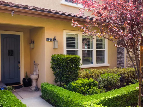 28485 N Herrera St, Valencia, CA 91354