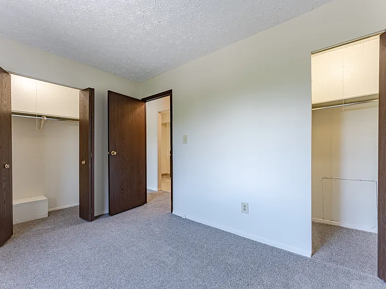 18001 Lakeshore Blvd #101 — Photo 9