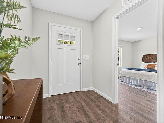 5th image of 12130 BIARRITZ Street