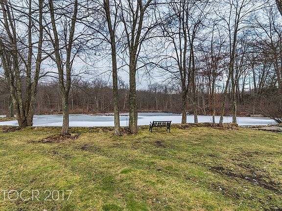 5th image of 20 Woodlands Dr