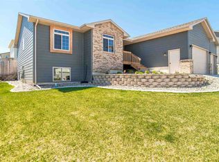 1017 Sagewood St, Rapid City, SD 57701