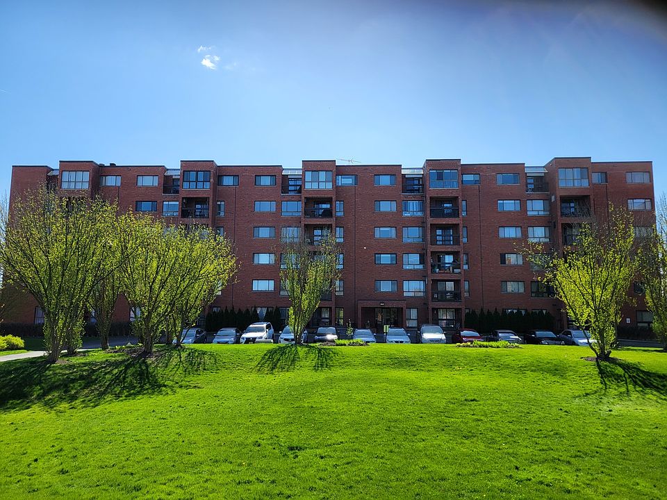 2nd image of 3700 Capri Ct APT 404
